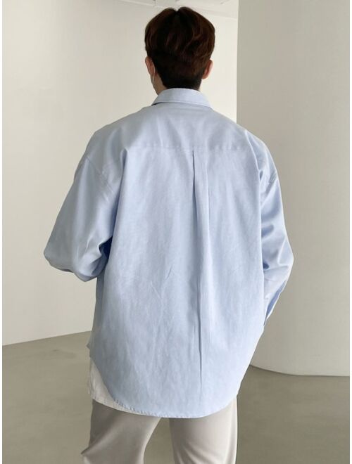 DAZY Men Solid Patched Pocket Shirt