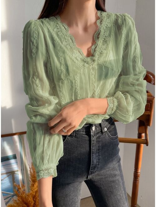 DAZY Embroidery Mesh Puff Sleeve Blouse