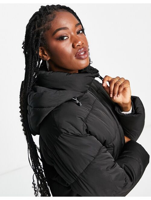 Pull&Bear cropped puffer jacket with hood in black