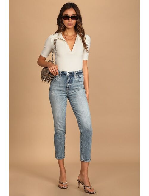 Tobi Light Wash High-Waisted Cropped Mom Jeans