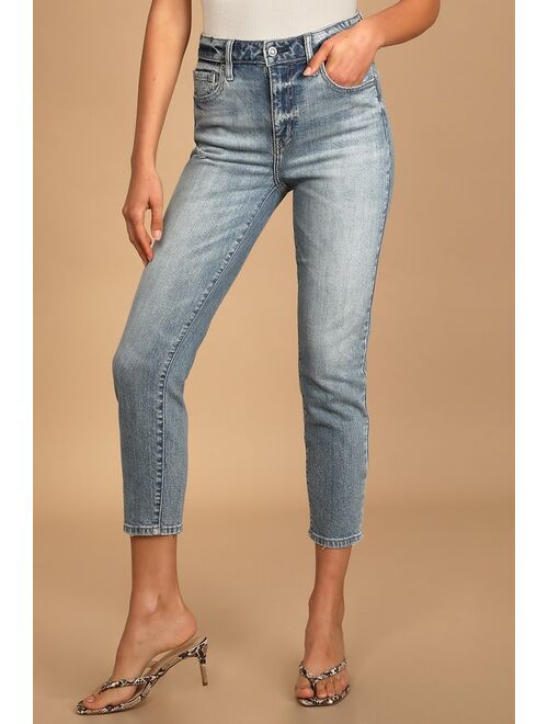 Tobi Light Wash High-Waisted Cropped Mom Jeans