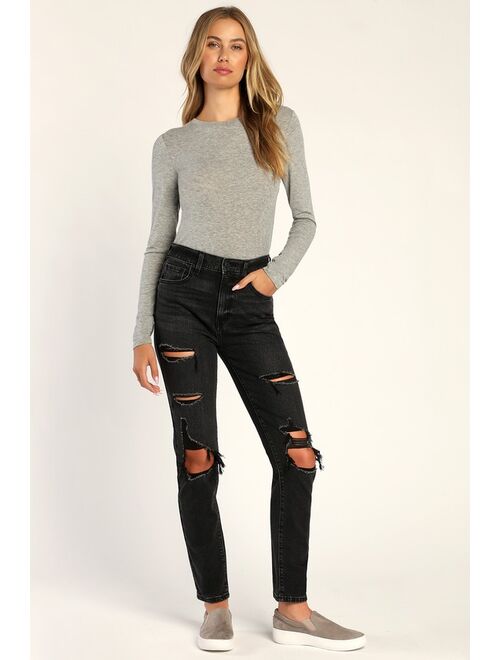 Tobi Light Wash High-Waisted Cropped Mom Jeans