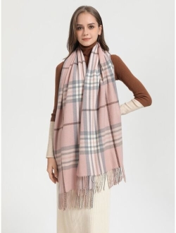 Plaid Pattern Fringe Trim Scarf