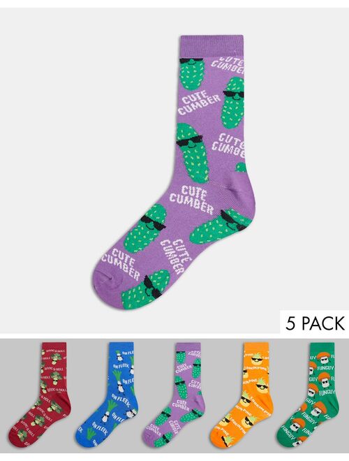 New Look 5 pack printed socks in dark multi