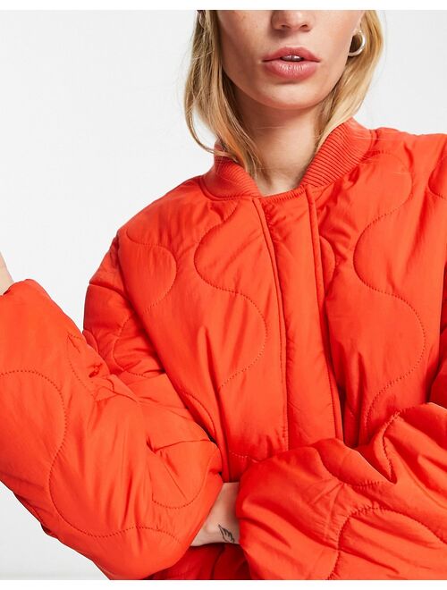 Only onion quilted longline bomber jacket in bright red