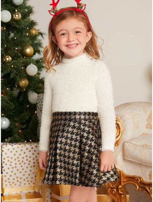 SHEIN Toddler Girls 1set Fuzzy Mock Neck Top & Houndstooth Print Skirt