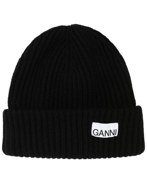 GANNI logo-patch ribbed-knit beanie