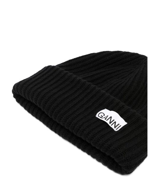 GANNI logo-patch ribbed-knit beanie