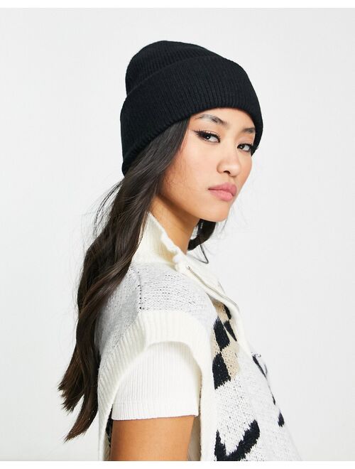 Monki knit beanie hat in black