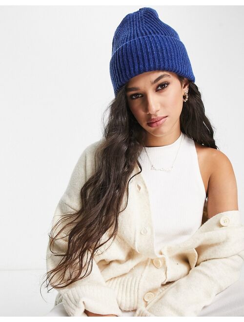 Monki knitted beanie hat in cobalt blue