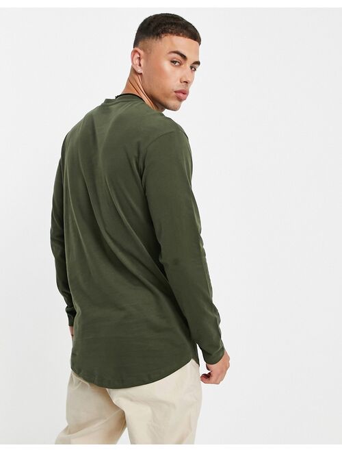 Jack & Jones Essentials cotton long sleeve top with curve hem in khaki