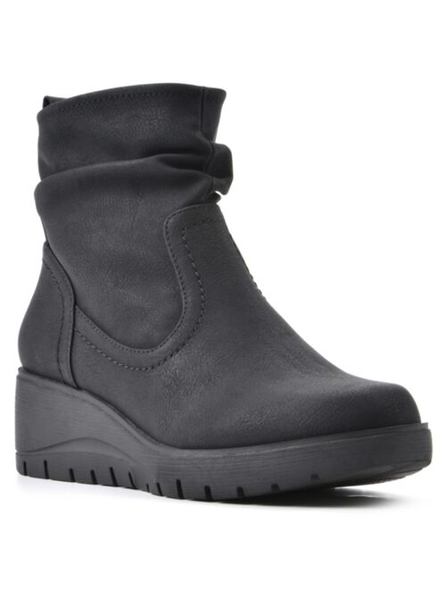 Cliffs by White Mountain Beyond Women's Ankle Boots