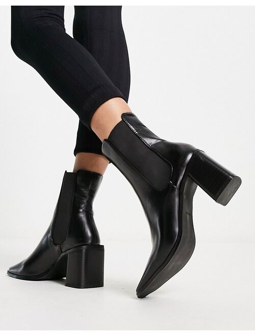 RAID Kennedi mid heel chelsea boots in black