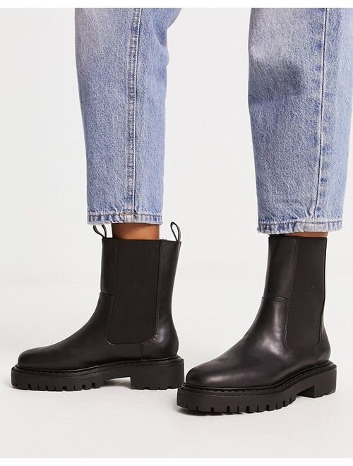 Monki chelsea boot in black