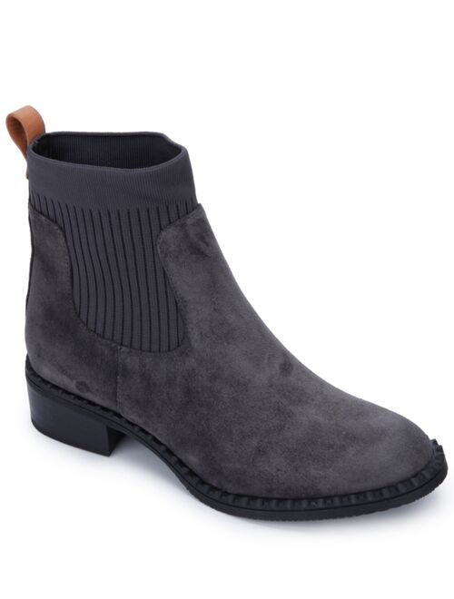 GENTLE SOULS by Kenneth Cole Women's Best Chelsea Booties