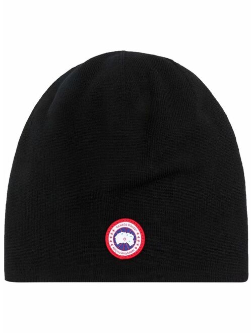 Canada Goose logo-patch detail beanie