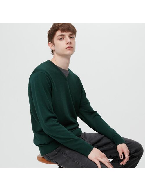 UNIQLO Extra Fine Merino V-Neck Long-Sleeve Sweater