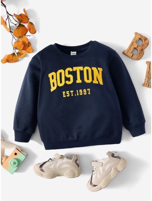 SHEIN Toddler Boys Letter Graphic Sweatshirt