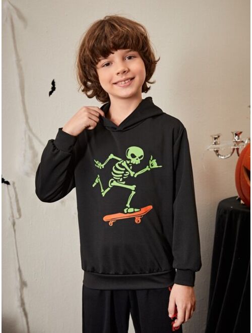 SHEIN Boys Reflective Skull Print Hoodie