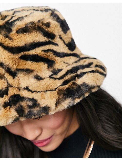 Boardmans animal print faux fur bucket hat in camel