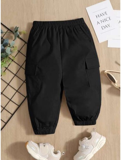 SHEIN Baby Solid Flap Pocket Cargo Pants