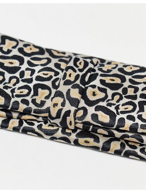 Twisted Tailor tie in black will all over leopard print