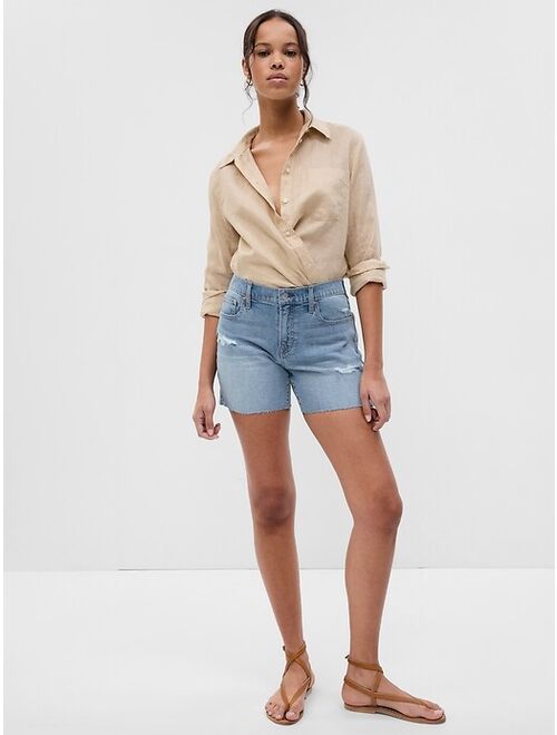 Gap 5" Mid Rise Denim Girlfriend Shorts with Washwell