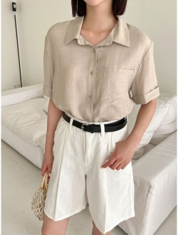 Patched Pocket Roll Up Sleeve Shirt