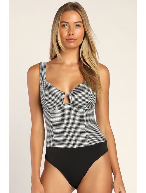 Lulus Classic Crush Black and White Houndstooth Print Notched Bodysuit