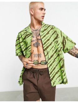 boxy oversized revere linen mix shirt in green tie dye