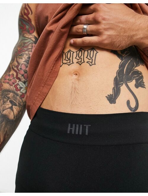 HIIT seamless training legging short in black