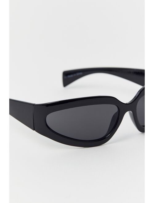 Urban Outfitters Echo Chunky Bug Sunglasses