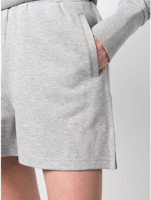 Woolrich logo-embroidered organic cotton shorts