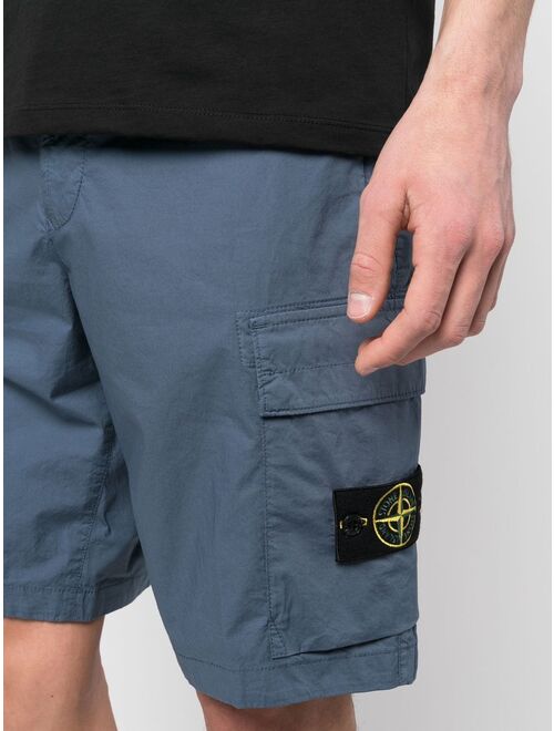 Stone Island shorts cargo con parche Compass