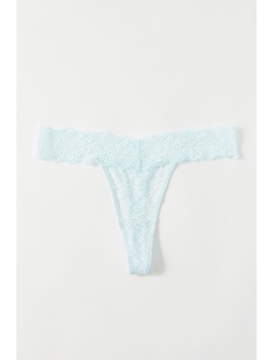 Lace Low-Rise Thong