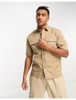 short sleeve utility double pocket shirt in stone