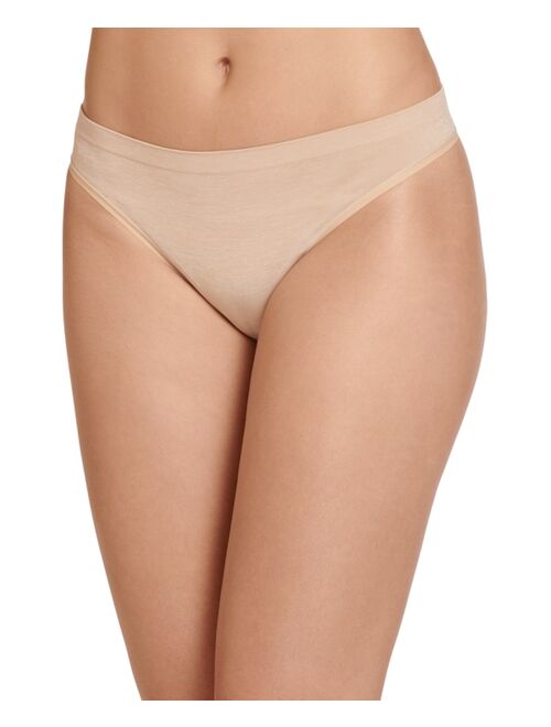 JOCKEY Women's Smooth and Shine Thong Underwear