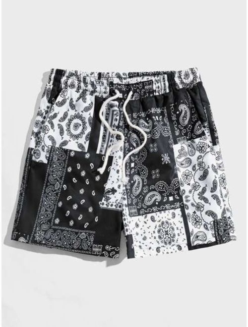 SHEIN Men Paisley Scarf Print Drawstring Waist Shorts