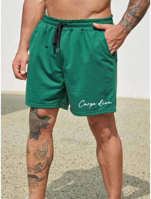 Extended Sizes Men Letter Graphic Drawstring Waist Shorts