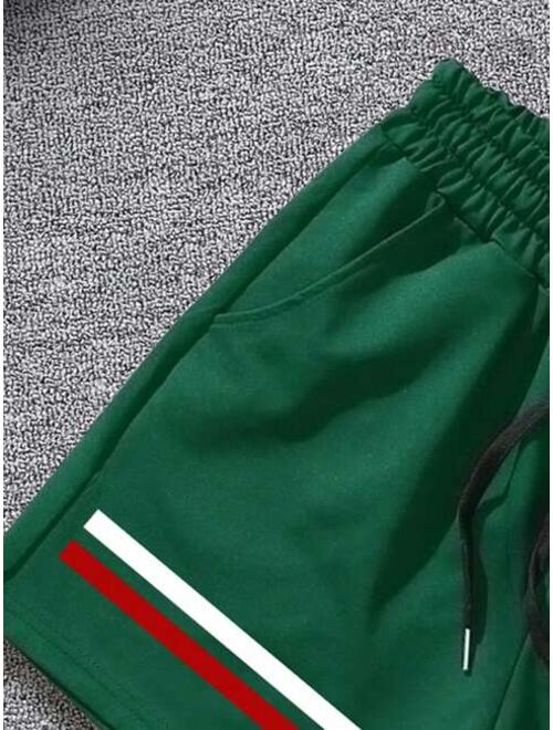 Men Striped Print Drawstring Waist Shorts