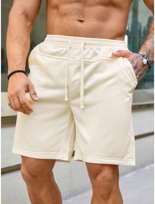 Men Solid Drawstring Waist Shorts