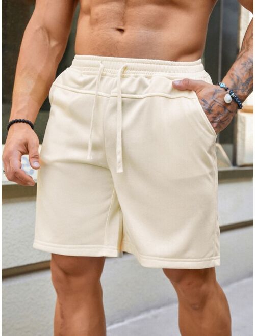 Men Solid Drawstring Waist Shorts