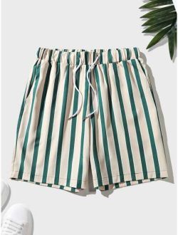 Men Striped Drawstring Waist Shorts