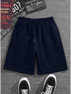 Men Drawstring Waist Slant Pocket Shorts