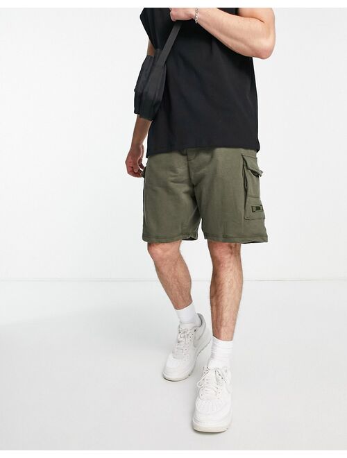 Jack & Jones Intelligence jersey cargo shorts in khaki