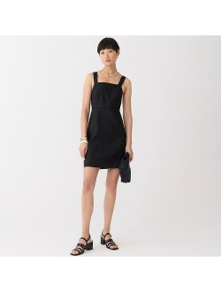 Squareneck A-line dress in stretch linen