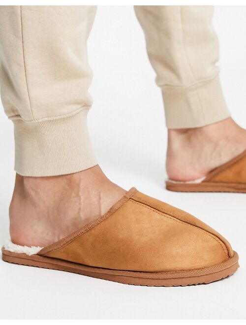 Jack & Jones slippers in tan