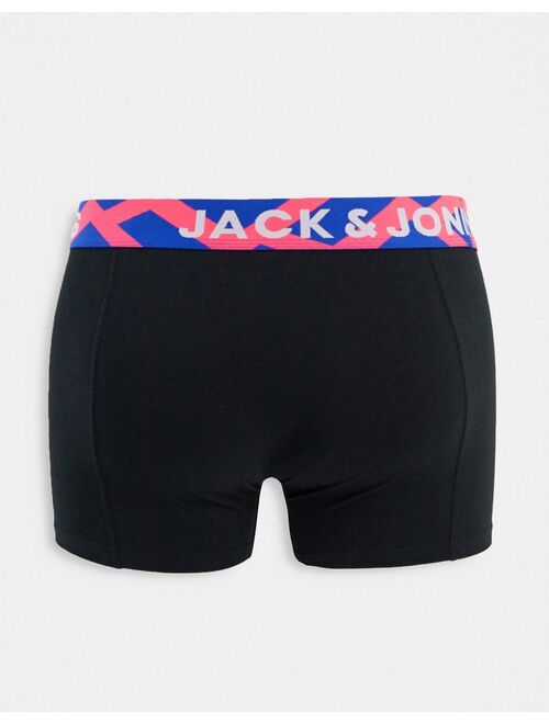 Jack & Jones 3 pack trunks with contrast waistband in black