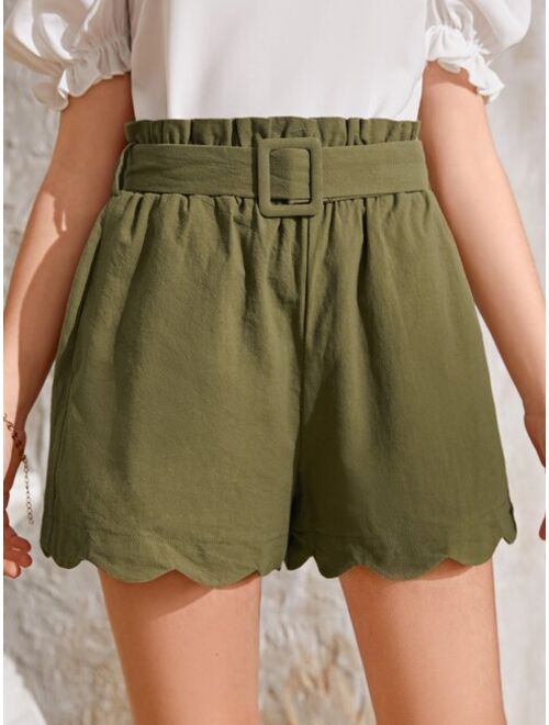 SHEIN Teen Girls Paperbag Waist Scallop Trim Buckle Belted Shorts