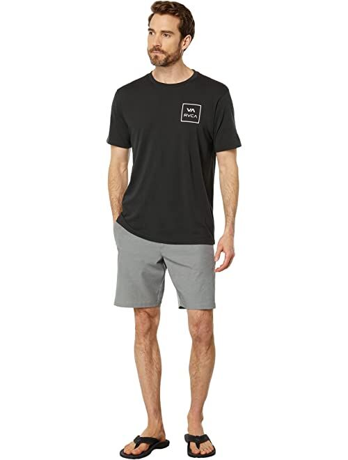 RVCA Back In 19" Hybrid Shorts